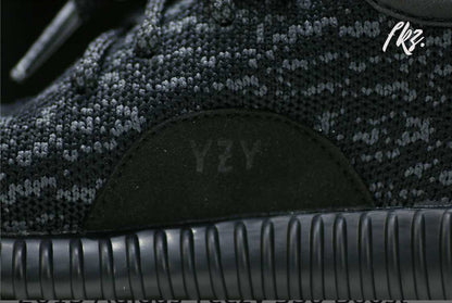 Adidas Yeezy 350 Boost 2015 para bebé, color negro pirata