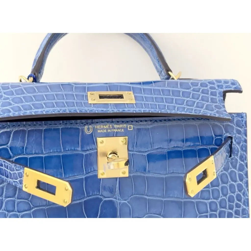 Hermès Kelly Sellier 20 Bleu Zellige Herrajes dorados de cocodrilo brillante