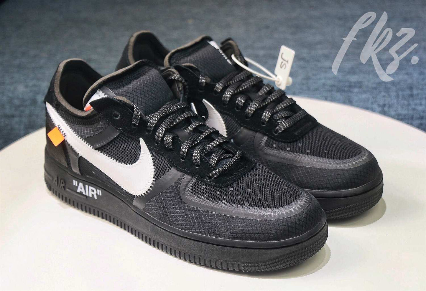 Off-White 2018 x Nike Air Force 1 Negro
